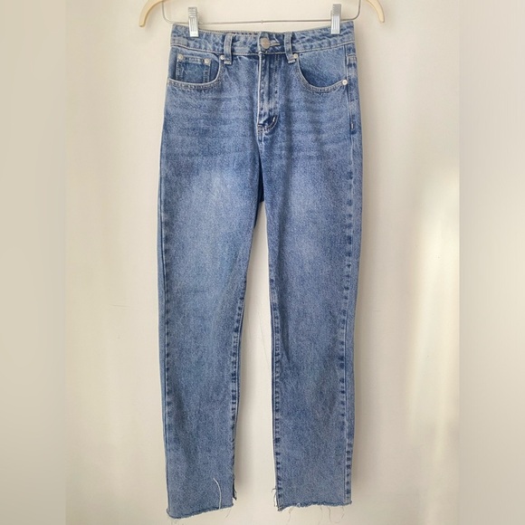 Revolve Jeans Women’s 26 Superdown Split Hem Medium Wash High Rise - Picture 1 of 10